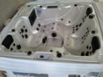 5-miestna záhradná vírivka Jacuzzi M-Spa 661 - AERAMYS - 200 x 200 x 80 cm